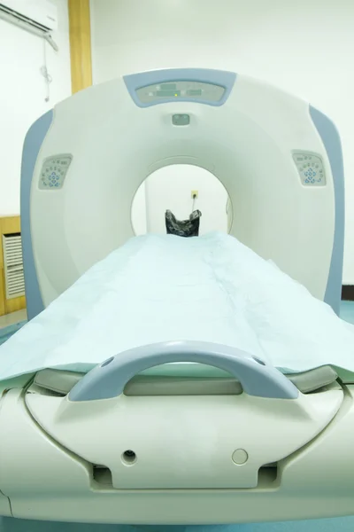 Modern CT (cat) scanner machine in hospital — Stock Photo, Image