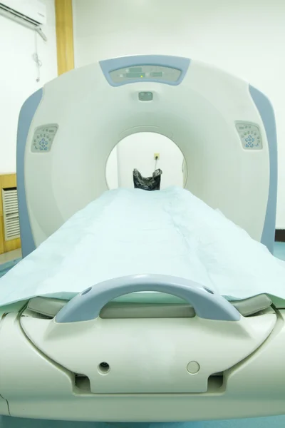 Modern ct (cat) scanner maskin på sjukhus Royaltyfria Stockfoton