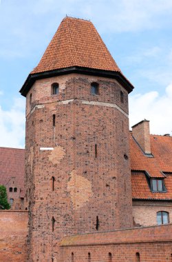 Avrupa 'nın en büyük gotik şatosu, UNESCO Miras Alanı, Töton Şövalyeleri tarafından inşa edildi.