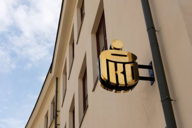 Polonya bankasının logosu - PKO BP