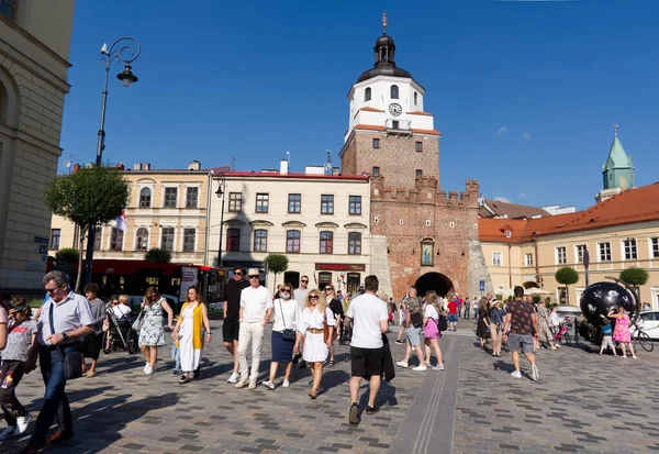 Lublin Polonya Haziran 2022 Nsanlar Şehir Merkezinde Güneşli Bir Pazar — Stok fotoğraf