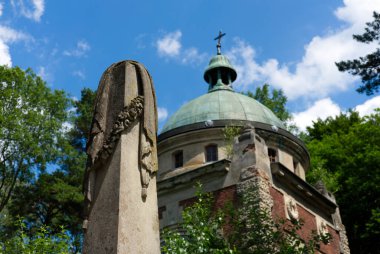 Doğu Polonya, Mycow 'daki eski mezarlar ve Hulimka mezarlığı şapeli