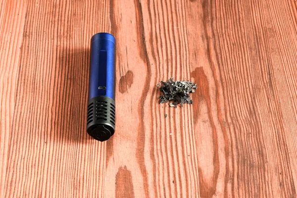 Cbd ve thc içmek için elektronik kuru ot buharlaştırıcı