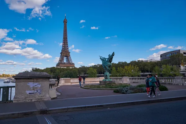 Eiffel Tower View Pont Bir Hakeim Iconic Metal Bridge Subway — 图库照片