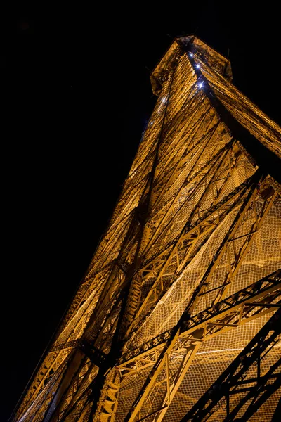 Tour Eiffel Emblématique Avec Lumières Allumées Nuit Vue Depuis Quai — Photo