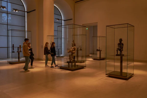 Artifacts Oceania Museum Louvre Paris — Stock Photo, Image