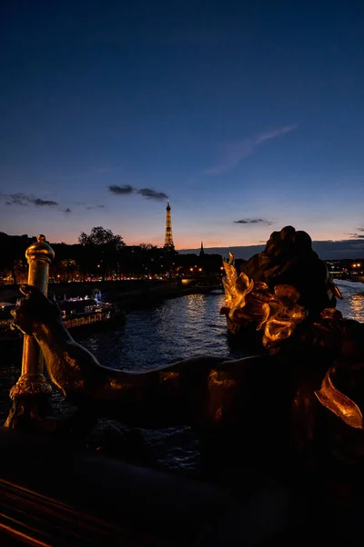 Vista Torre Eiffel Desde Pont Alexandre Iii Famoso Puente Sobre —  Fotos de Stock