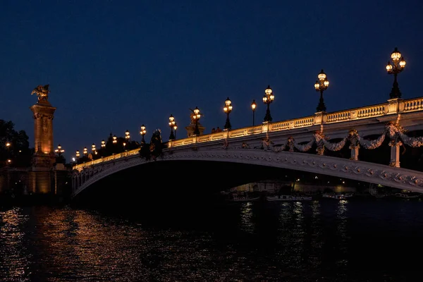 Pont Alexandre Iii Słynny Most Nad Sekwaną Paryżu Francja Nocą Obrazy Stockowe bez tantiem
