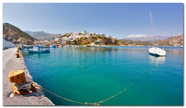 Agios nicolaos - Kreta - Grekland harbor — Stockfoto