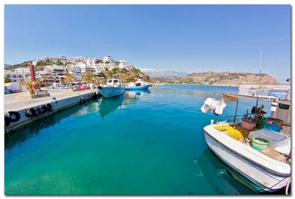 Agios nicolaos - Kreta - Grekland harbor — Stockfoto