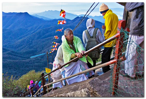 Sri Lanka, el pico de Adán — Foto de Stock