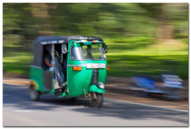enTuk-tuk minicabs sri Lanka.