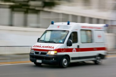 Ambulans!