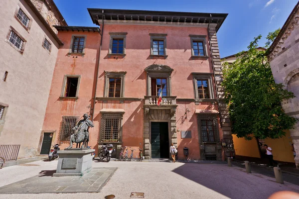 Strada a Lucca, Italia — Foto Stock