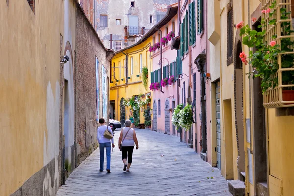 Street in Lucca, Italy — Stock Photo, Image