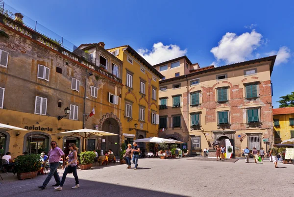 Strada a Lucca, Italia — Foto Stock