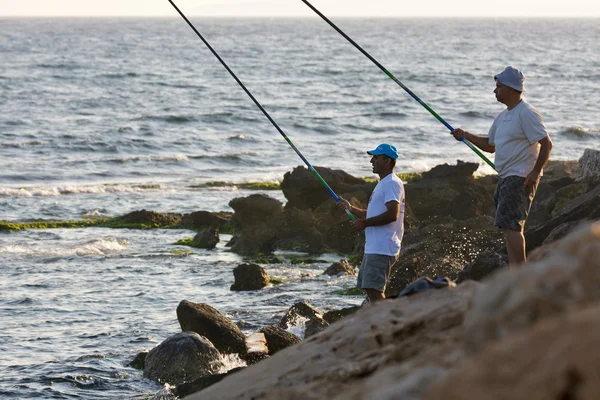 Ayia napa män fiske — Stockfoto