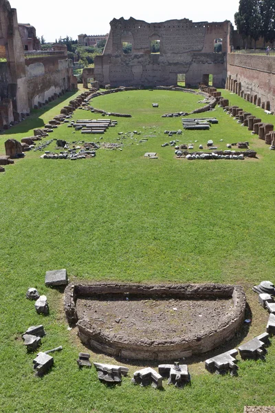 Ruins with lawn — Stock Photo, Image