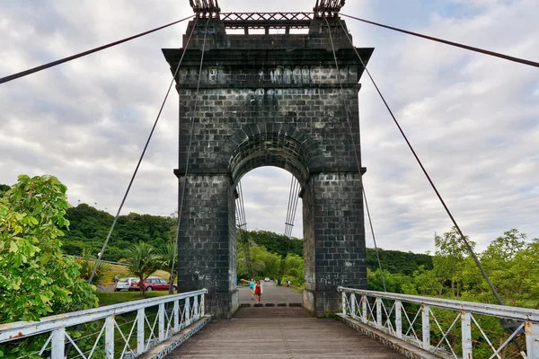 Arch ile köprü — Stok fotoğraf