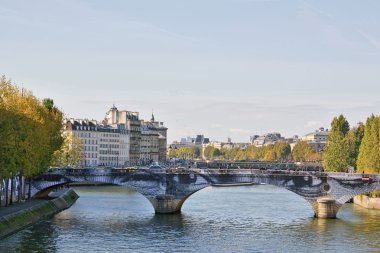 Paris Köprüsü