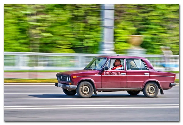 Movimiento borroso del coche — Foto de Stock