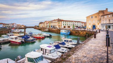 Saint-Jean-Pied-de-Port is a commune in the Pyrnes-Atlantiques department in south-western France. It is close to Ostabat in the Pyrenean foothills. The town is also the old capital of the traditional Basque province of Lower Navarre. 