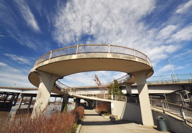 eastbank esplanade portland bir görünüm