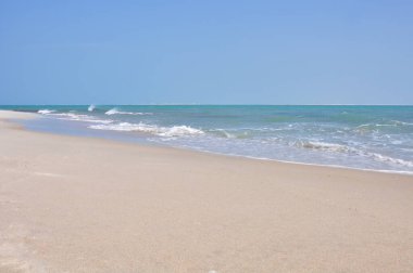 Arichal Munai, Dhanushkodi, Tamil Nadu, Hindistan 'daki kumlu kumsal.