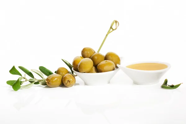 Delicious green olives background. — Stock Photo, Image