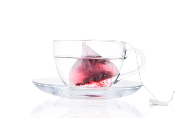 Dissolução de chá em água quente . — Fotografia de Stock