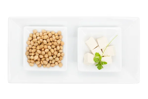 Sojabohnen und Tofu. — Stockfoto