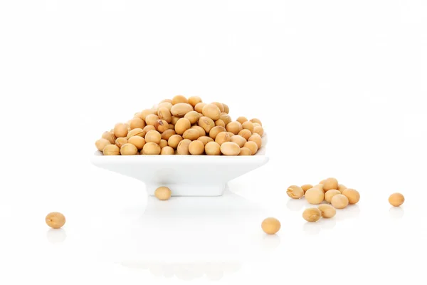 Soybeans in bowl. — Stock Photo, Image