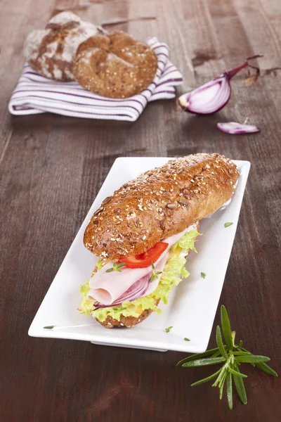 Wholegrain sandwich with ham. — Stock Photo, Image