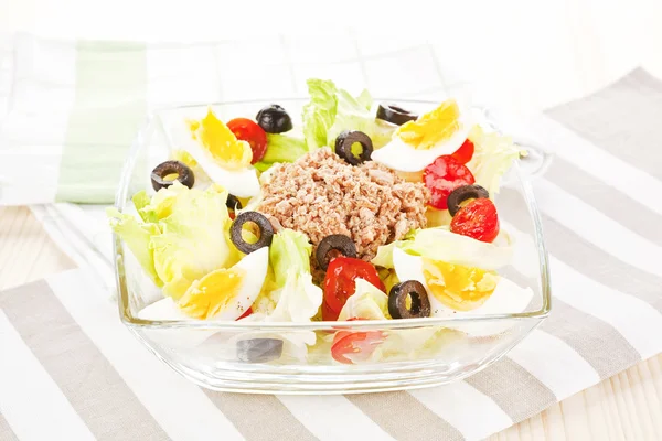 Culinary tuna salad. — Stock Photo, Image