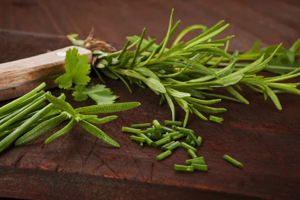 Mezcla aromática de hierbas culinarias . —  Fotos de Stock