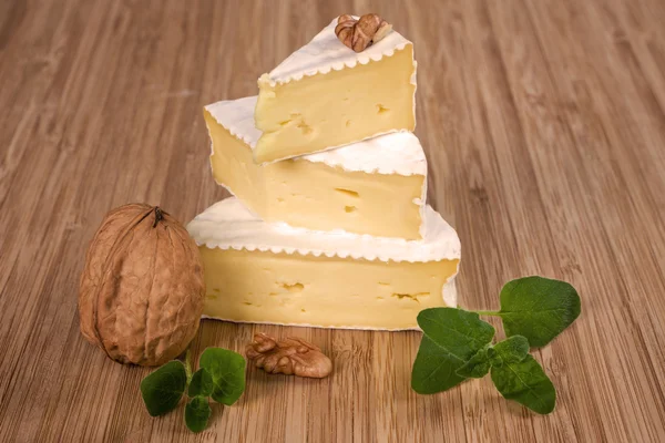 Sýr camembert. — Stock fotografie