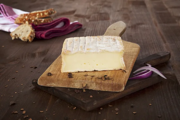 Esperienza di formaggio. Concetto di stile vintage agricolo . — Foto Stock