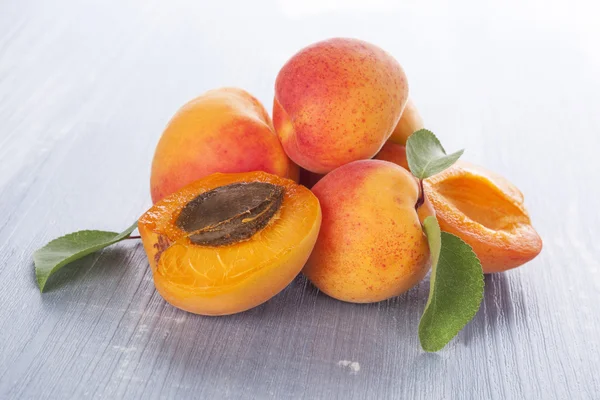 Fresh aprictos. — Stock Photo, Image