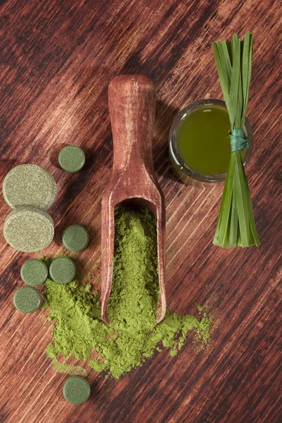 Green food supplements. — Stock Photo, Image