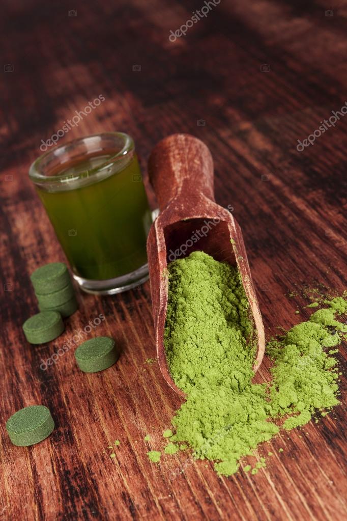 Chlorella, spirulina and wheatgrass. Stock Photo by ©eskymaks 49988695