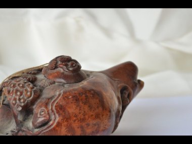 kahverengi çaydanlık