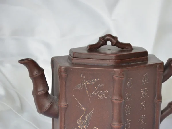 Bule de chá marrom elegante — Fotografia de Stock