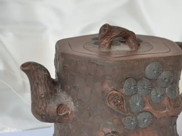 Stylish brown teapot — стокове фото