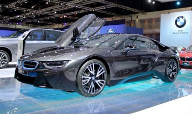 Bangkok - 2 Nisan: bmw serisi I8 yenilik araba