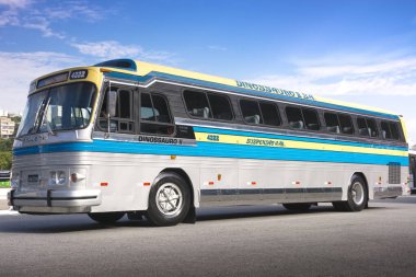 Araç Neobus New Mega - Mercedes-Benz of 1721 BlueTec 5 (2019), So Paulo şehrinde düzenlendi..