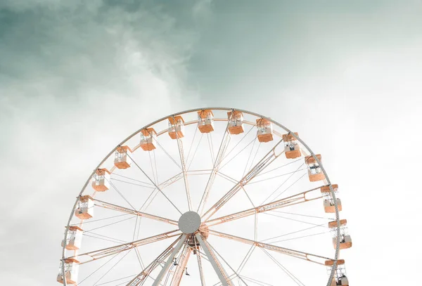 Imagem Tonificada Vintage Uma Roda Gigante Parque Diversões — Fotografia de Stock