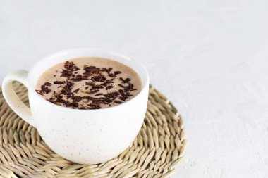 Çikolatalı Mocacino kahvesi ve hindistan cevizi sütü..