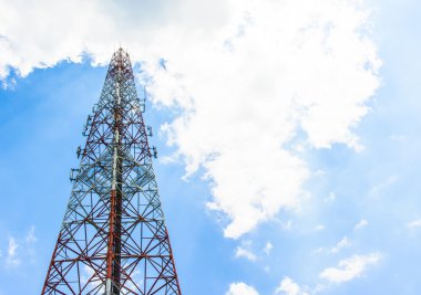 Cep telefonu kuleleri