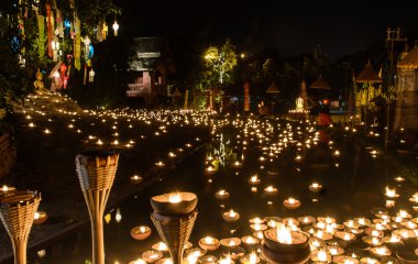 Yeni yıl Festivali için tapınak