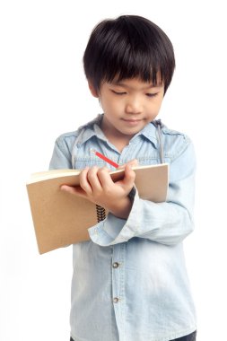 Çocuk gülümseme ile yazma